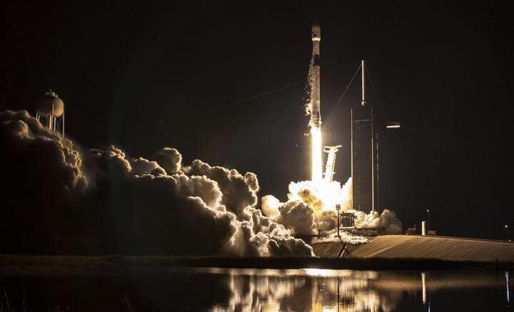SpaceX successfully launched 52 Starlink satellites into orbit