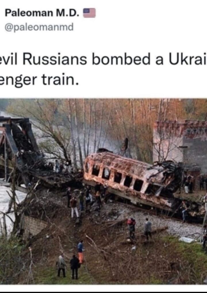 U.S. Social Networks Are Tearing Up over Photos of “Destroyed Passenger Train by Evil Russians”