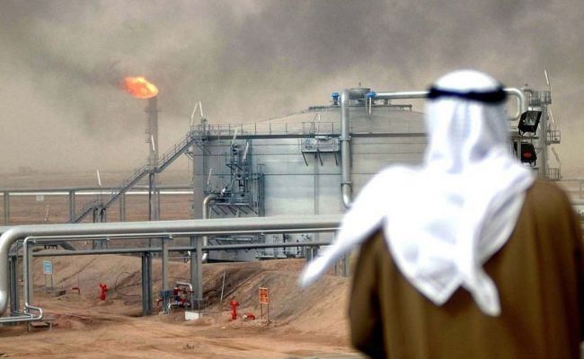 Bloomberg: Saudi Arabia Cuts Oil Supplies to US and China Sharply